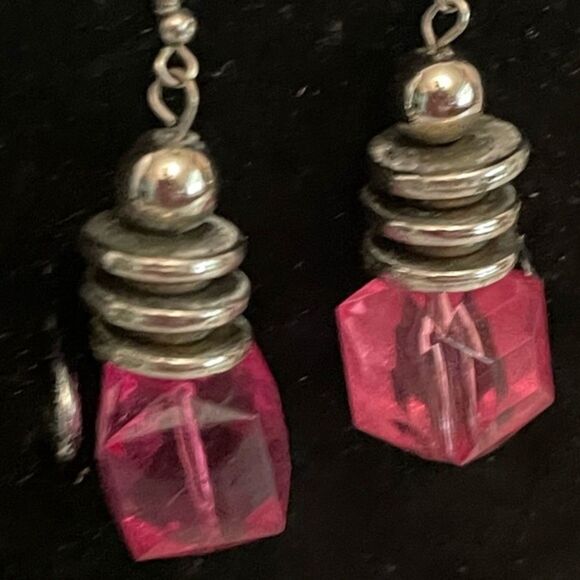 Pam’s Pink Parlor 2” silver tone pink crystal dangle earrings - Picture 3 of 7